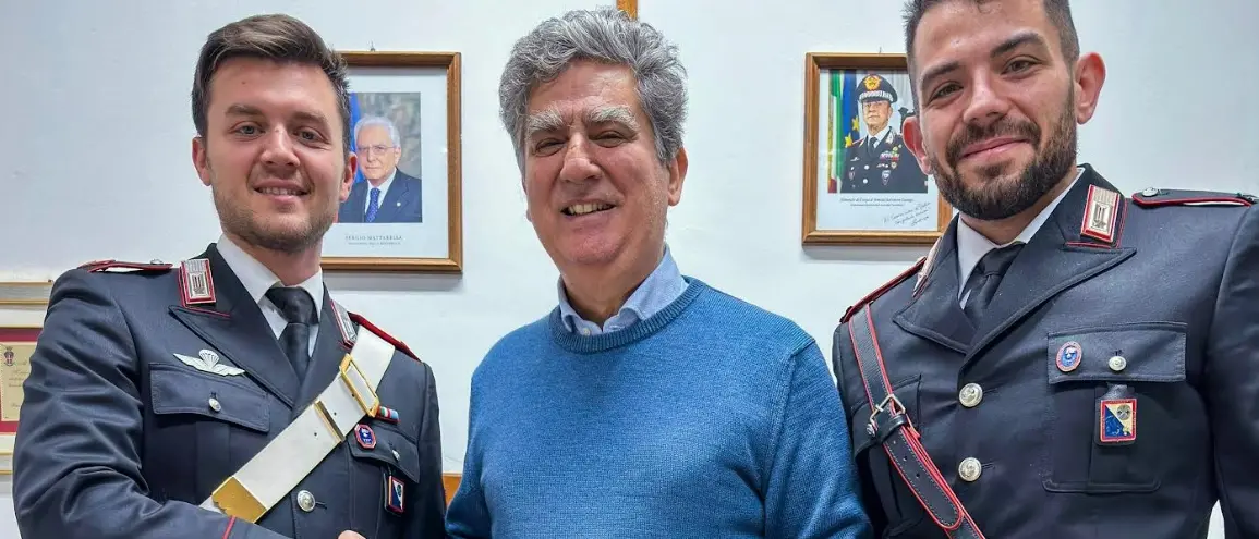 Cade in un dirupo nei boschi dell’Aspromonte, 60enne salvato dai carabinieri: «Grazie per la vostra umanità»\n