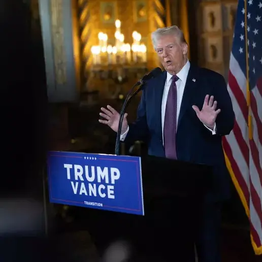 Parte il Risiko di Trump: «Potrei usare la forza a Panama e in Groenlandia». E minaccia «l’inferno a Gaza»\n