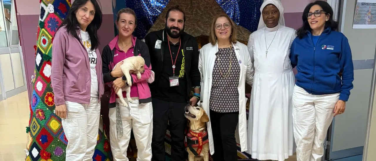 Eroi a quattro zampe: l'Unità cinofila di salvataggio porta speranza e sorrisi ai bambini ricoverati a Lamezia\n