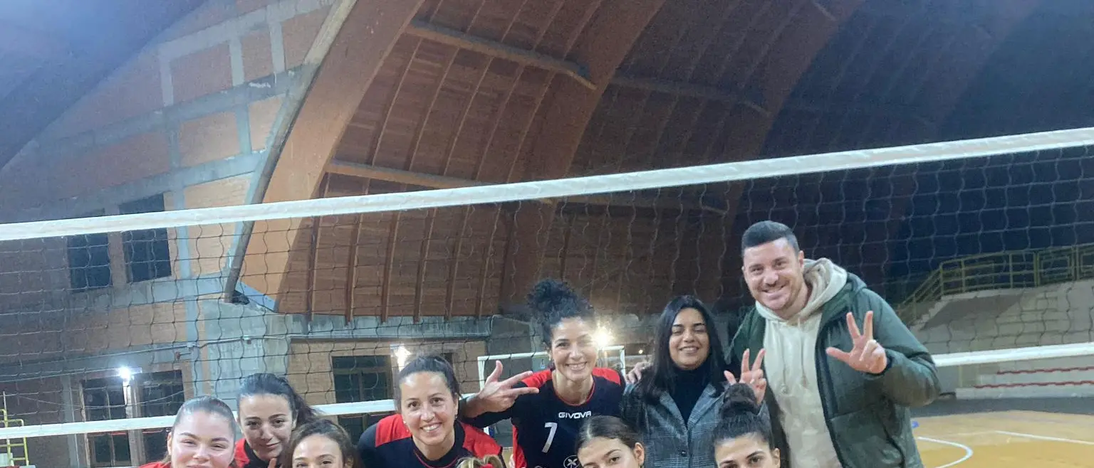 Volley, nella\u00A0Serie C regionale resiste il duo in vetta Cirò-Todosport nei tornei femminili