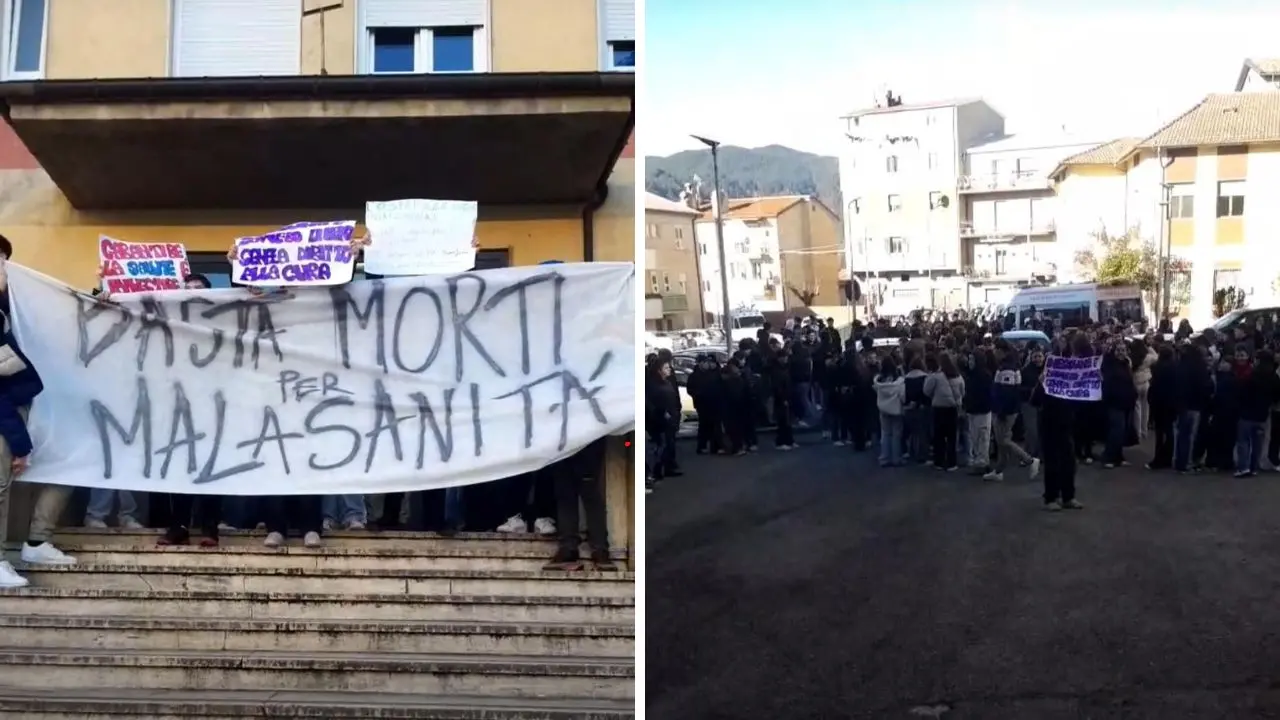 San Giovanni in Fiore, gli studenti delle superiori in piazza per la sanità: «Ogni vita conta»