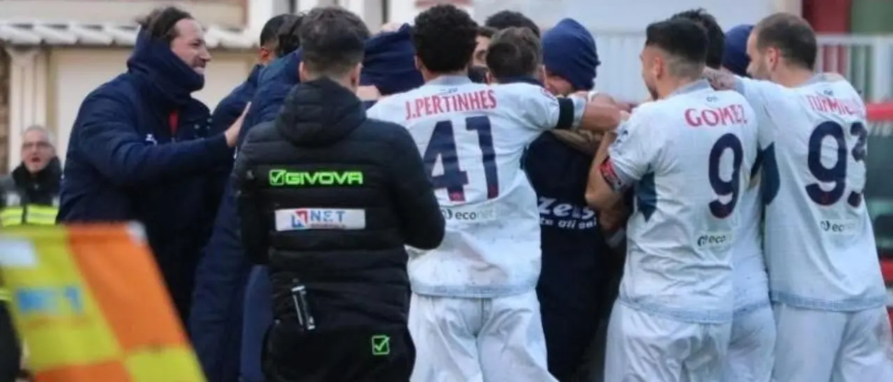 Il Crotone espugna Trapani con una tripletta nel primo tempo: al Provinciale finisce zero a tre per i rossoblù