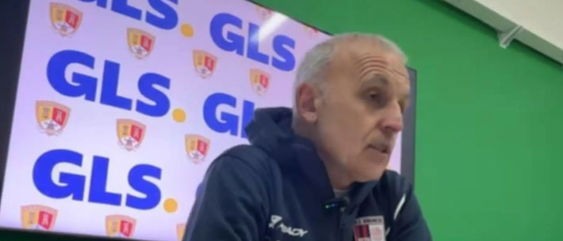 Sambiase-Vibonese 1 a 0 nella fanghiglia del D'Ippolito. Mister Facciolo: «Non si è giocato calcio, ha deciso solo l'arbitro»