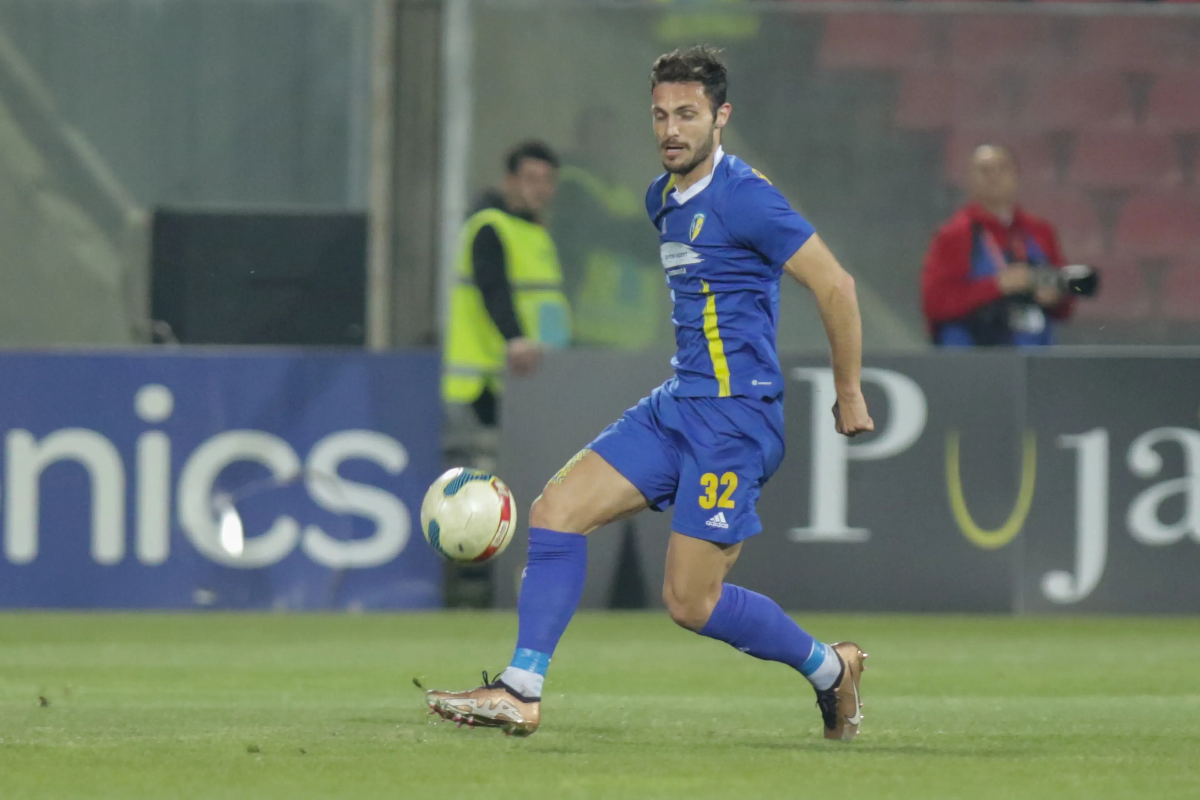 Edoardo Blondett con la maglia del Cerignola , IPA Sport