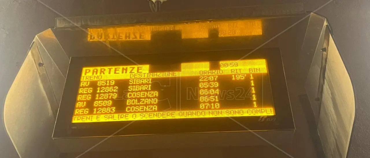 Treni, l’odissea dei passeggeri sul Frecciarossa per Sibari: ritardo di quattro ore per un guasto ad Agropoli