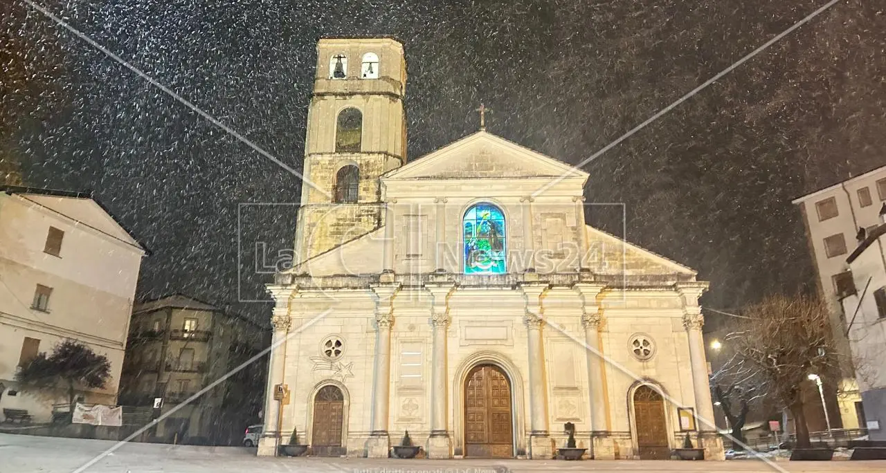 La magia della neve in Calabria, paesaggi da fiaba in Sila e sul Pollino -Foto\n\u00A0\n