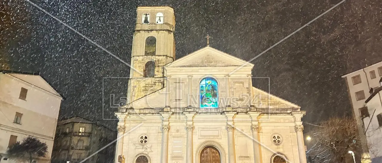 La magia della neve in Calabria, paesaggi da fiaba in Sila e sul Pollino -Foto\n\u00A0\n