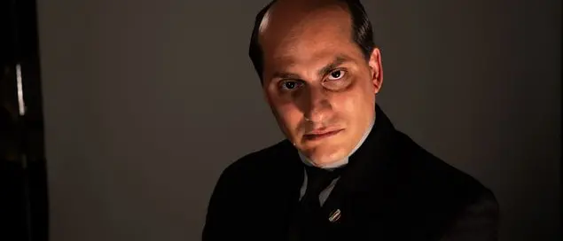 M. il figlio del secolo, finalmente una serie italiana che vale la pena guardare