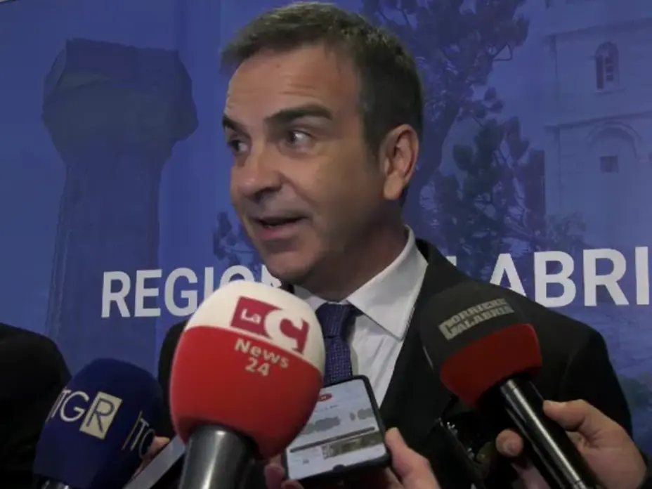 Aumenta la spesa per l’emigrazione sanitaria, Pd Calabria: «La propaganda di Occhiuto crolla di fronte ai numeri del fallimento»