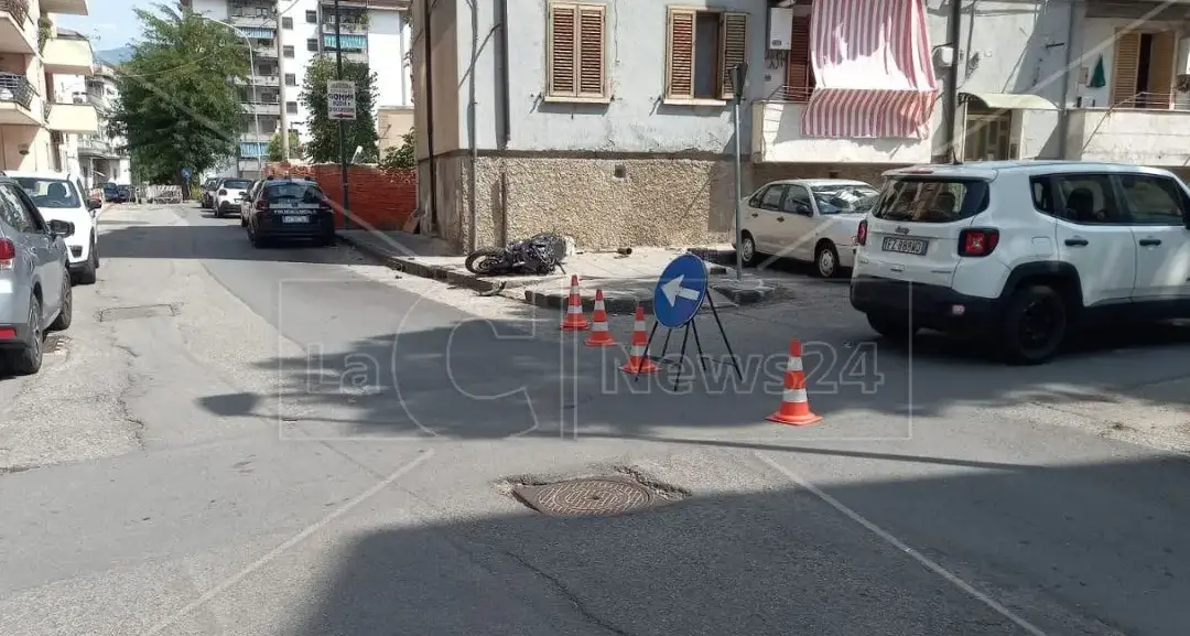 Cosenza, 17enne morto in un incidente con un’auto della Polizia: a processo l’agente alla guida