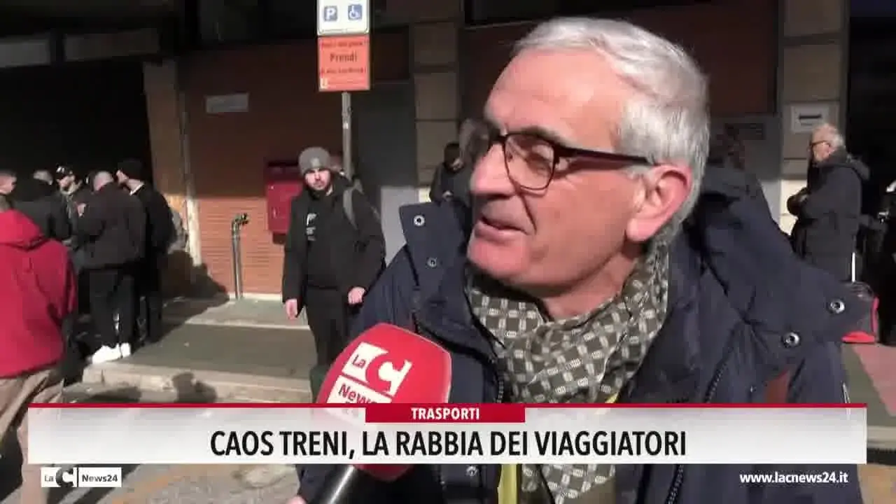 Caos treni, la rabbia dei viaggiatori