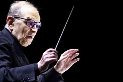 Morricone e Leone, Catanzaro omaggia i grandi maestri del cinema italiano\n\n\n