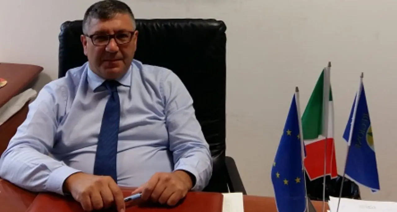 Giovinazzo: «Nessun distacco idrico nella Piana di Sibari per gli agricoltori regolari»\n