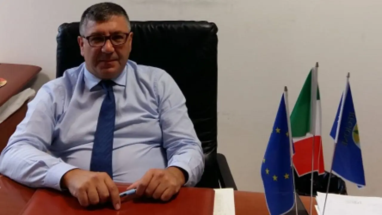 Giovinazzo: «Nessun distacco idrico nella Piana di Sibari per gli agricoltori regolari»\n
