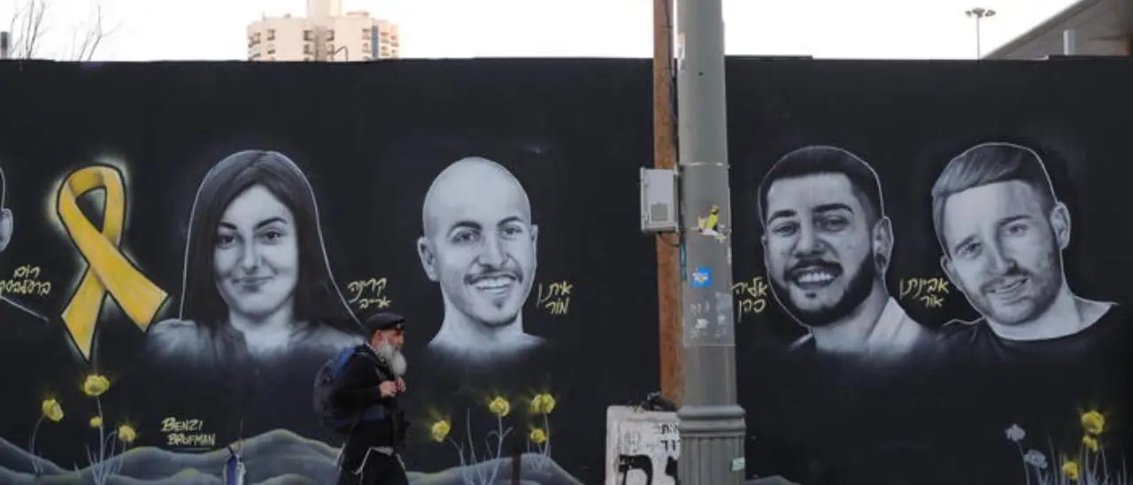 Guerra in Medioriente, sì di Netanyahu alla tregua: «Ma liberino tutti gli ostaggi»