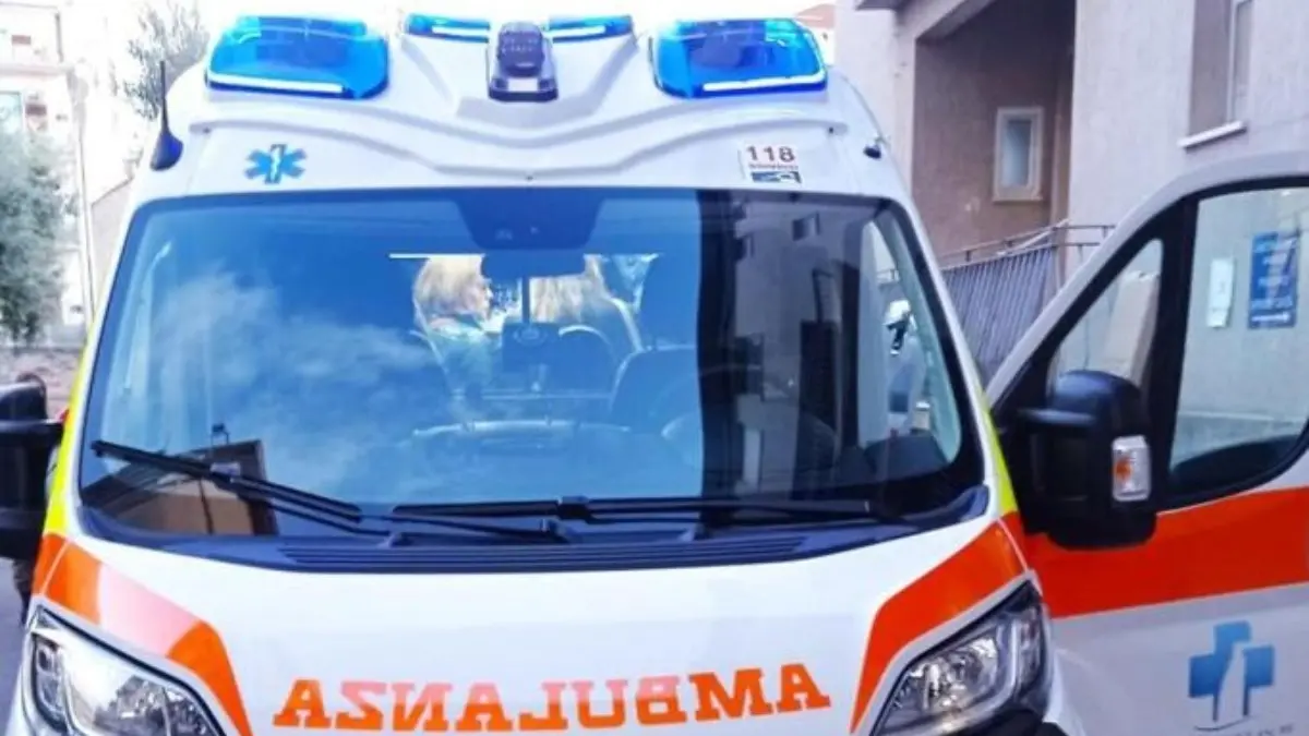 Incidente sul lavoro nel Potentino, morto imprenditore edile: è rimasto incastrato in una betoniera