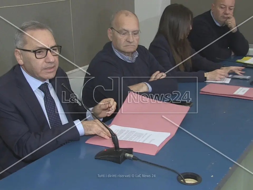 Centrale del Mercure, l’appello dei sindaci: «Non spegnete l’impianto»