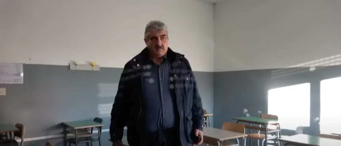 Occhi chiusi e bocche cucite sulle pessime condizioni di due laboratori: il patto tra gli ufficiali dell’Asp e i vertici dell’Umg