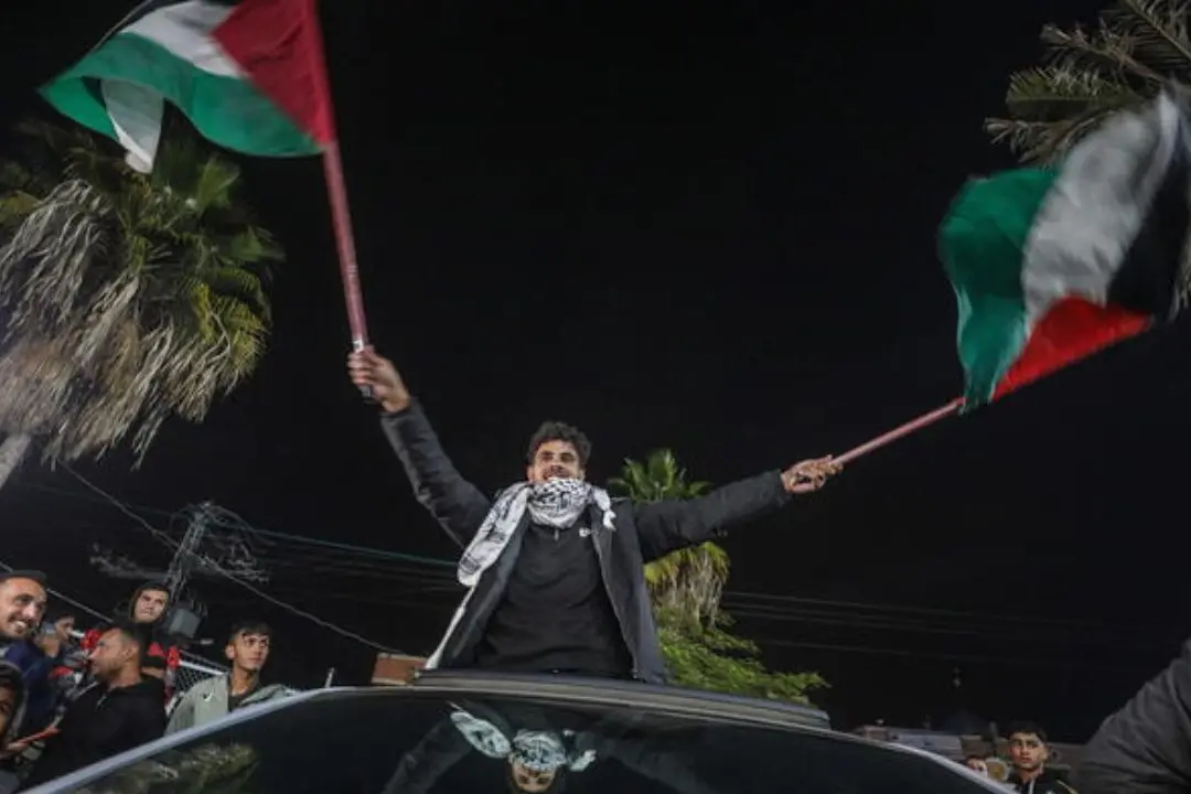 La festa di palestinesi per la firma dell\\'accordo