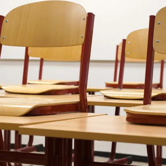 Scuole chiuse domani in provincia di\u00A0Crotone per l’allerta meteo, ecco l’elenco\n