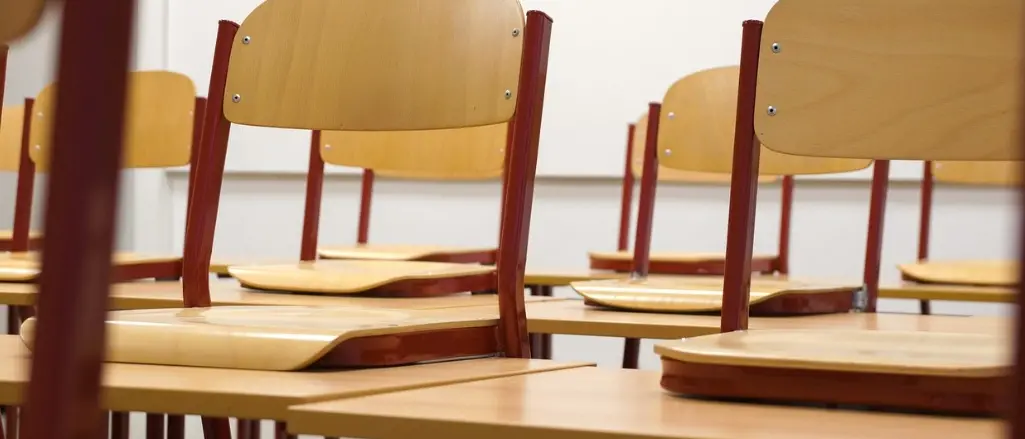 Scuole chiuse domani in provincia di\u00A0Crotone per l’allerta meteo, ecco l’elenco\n