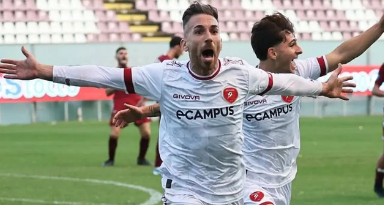 Serie D, tutto pronto per la 20esima giornata: Reggina e Sambiase in pressing sul Siracusa, Vibonese-Locri derby tra feriti