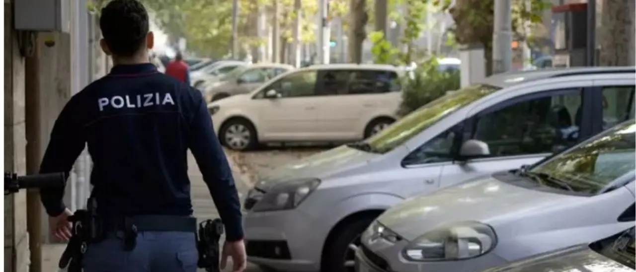 Traffico di essere umani, latitante arrestato a Crotone: è ritenuto a capo di un gruppo criminale attivo in Francia\n