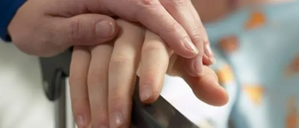 Sclerosi sistemica, la Lega italiana: «La Calabria risparmia 3 euro sul farmaco ma condanna\u00A0i pazienti a ulcere e dolori addominali»