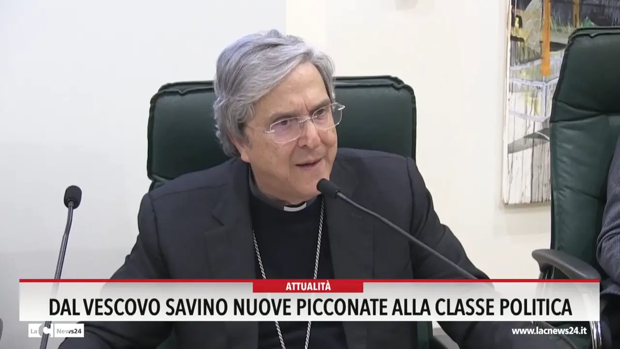 Dal vescovo Savino nuove picconate alla classe politica