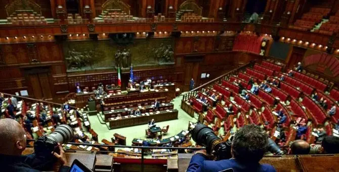 La Calabria tradita: Gentile e Forza Italia strappano la Democrazia al Popolo