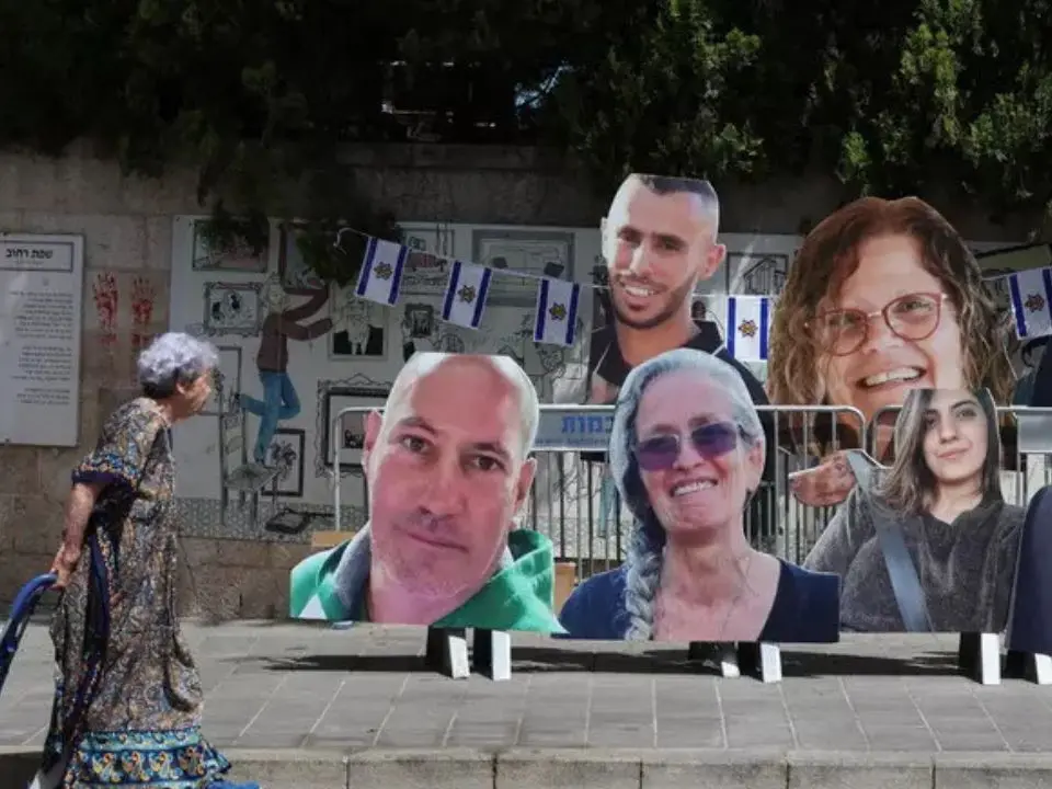 Guerra in Medioriente, è il giorno della tregua a Gaza: «Israele si sta ritirando»