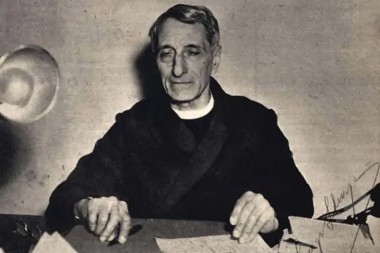 <p>Don Luigi Sturzo (foto wikipedia)</p>\\n