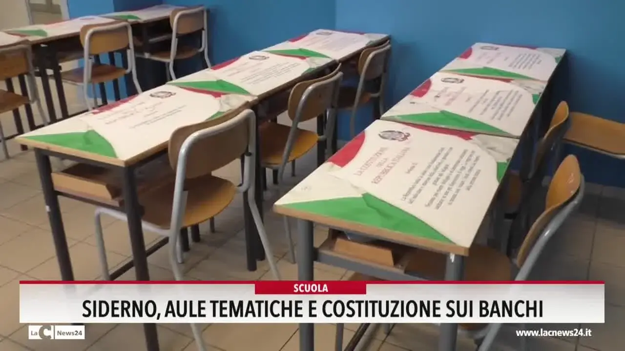 Siderno, aule telematiche e Costituzione sui banchi