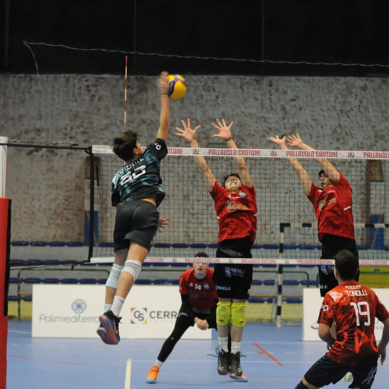 Volley, in Serie C maschile il Taurianova allunga sul Praia. Bene Milani Rende e Crotone\n