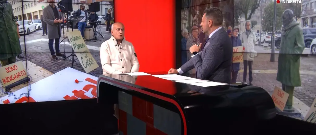 Cosenza, Caruso sulla statua di Mancini: «La sposteremo, al flash mob solo vecchi amici di famiglia»