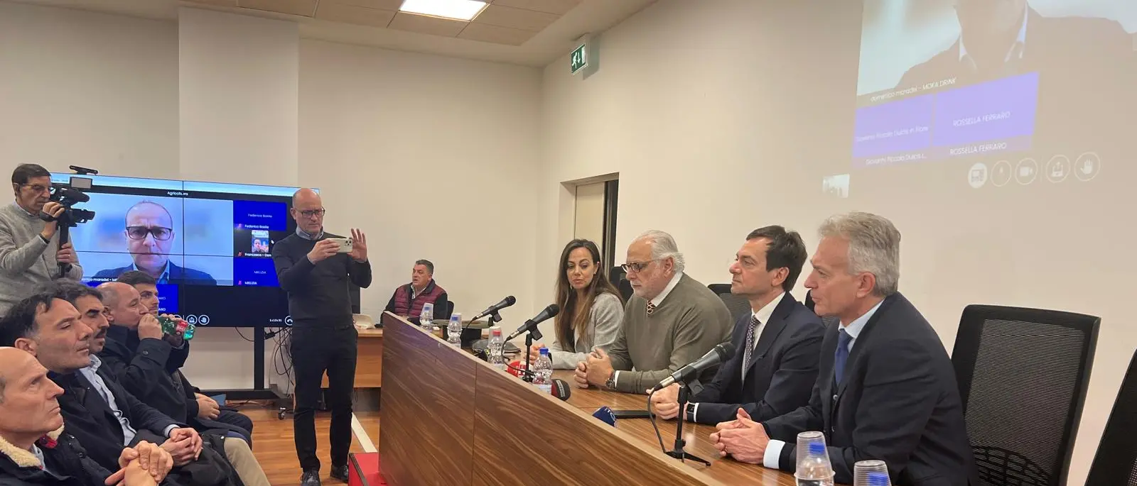 Export,\u00A0prodotti agroalimentari calabresi sbarcheranno\u00A0in Canada, Usa e Messico: accordo da 5 milioni di euro\n