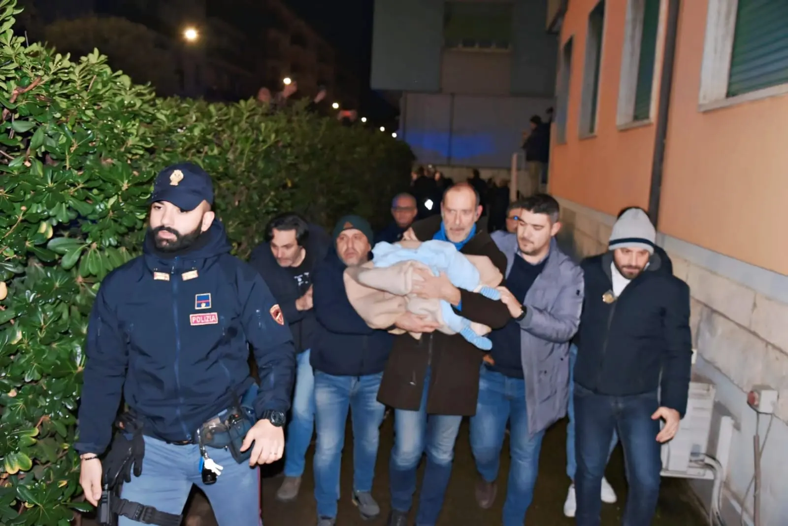 Neonata rapita a Cosenza, parlano i familiari della donna arrestata: «Non sapevamo nulla, siamo distrutti»