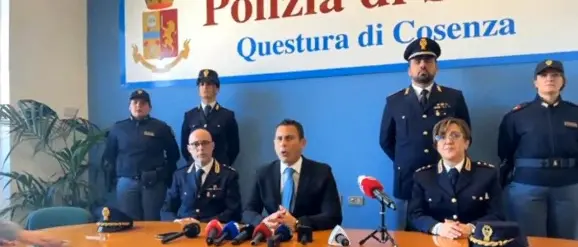 Neonata rapita a Cosenza, gli investigatori: «I familiari di Rosa Vespa preoccupati per Sofia ma non sapevano di averla davanti»\n