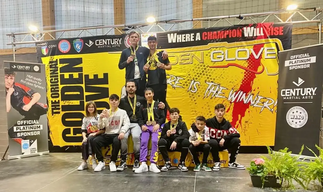 Gioia Tauro, Cobra Kai kickboxing ottimi risultati al Golden Glove in Veneto