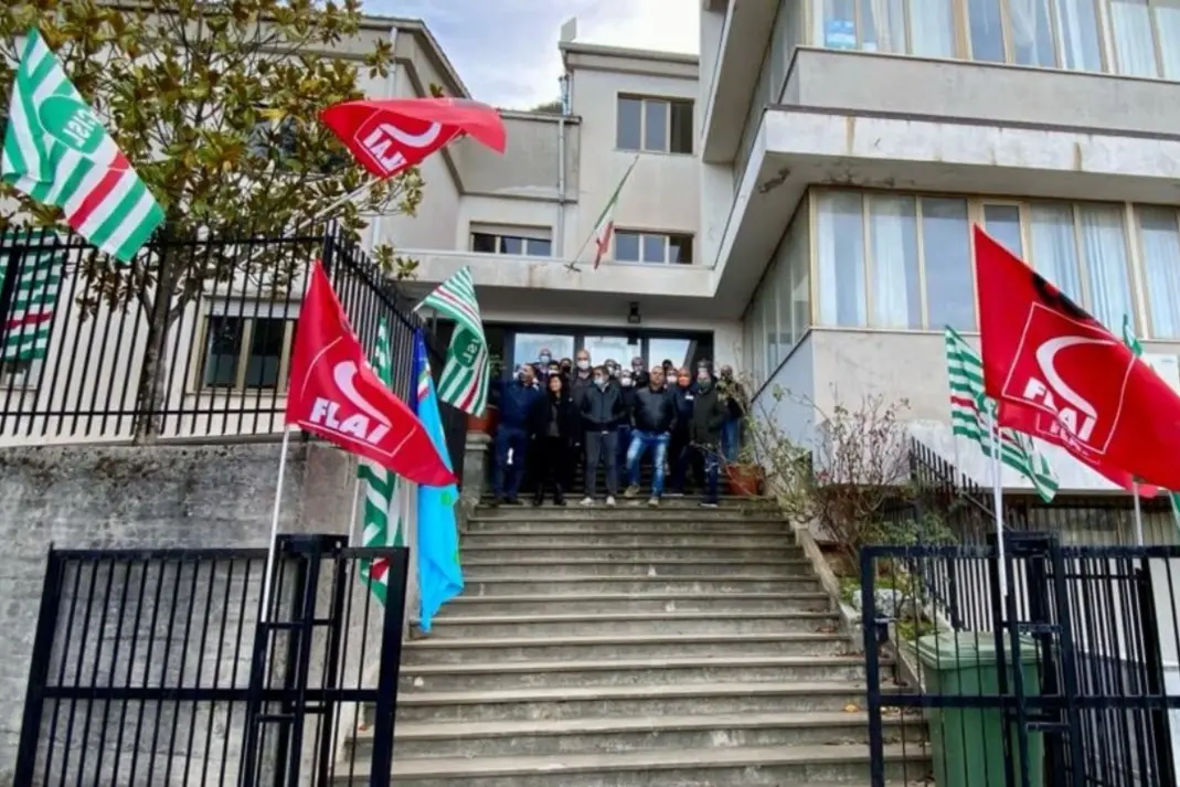 <p>Una delle tante proteste dei lavoratori degli ex Consorzi di bonifica</p>\\n