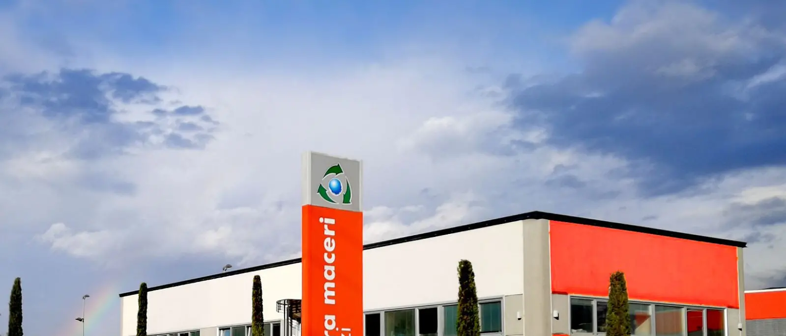 La Cassazione annulla il sequestro a carico di Calabra Maceri\n