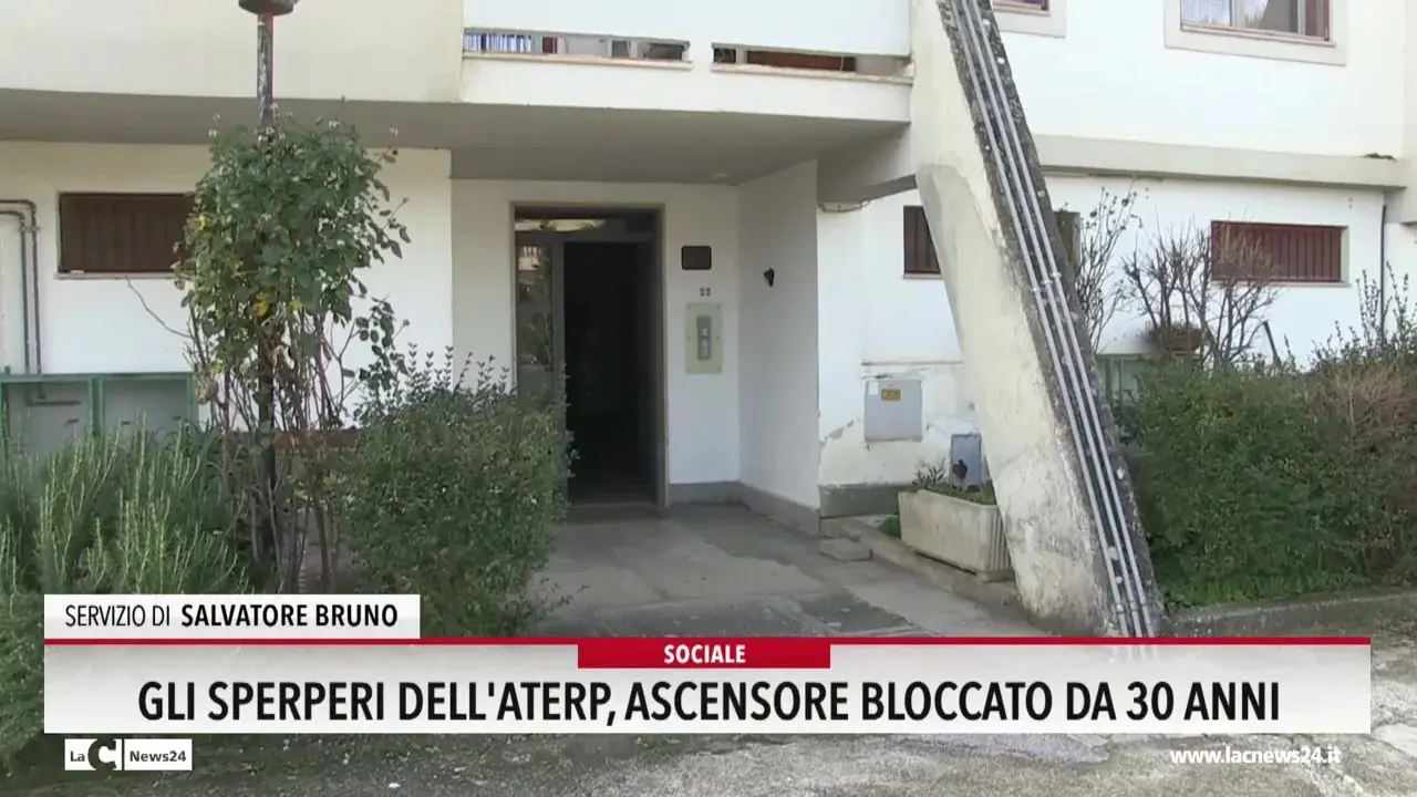 Gli sperperi dell'Aterp, ascensore bloccato da 30 anni