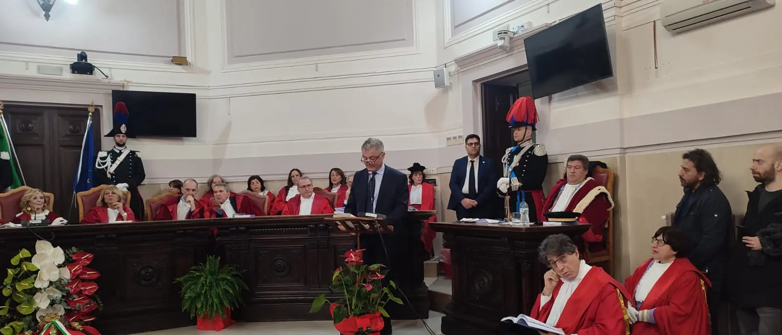 «Il software App paralizza la giustizia e la separazione delle carriere è inutile»: da Catanzaro le critiche del Csm al governo\n