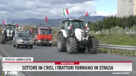 Settore in crisi, i trattori tornano in strada