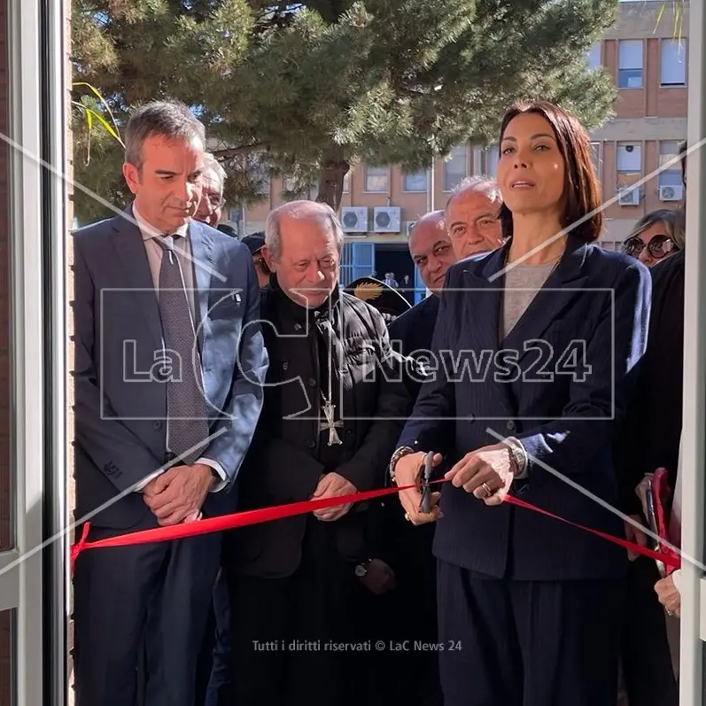 Un nuovo reparto di Oncologia per l’Ospedale di Locri. Occhiuto: «Dal Ministero in arrivo 40 milioni per la struttura»\n