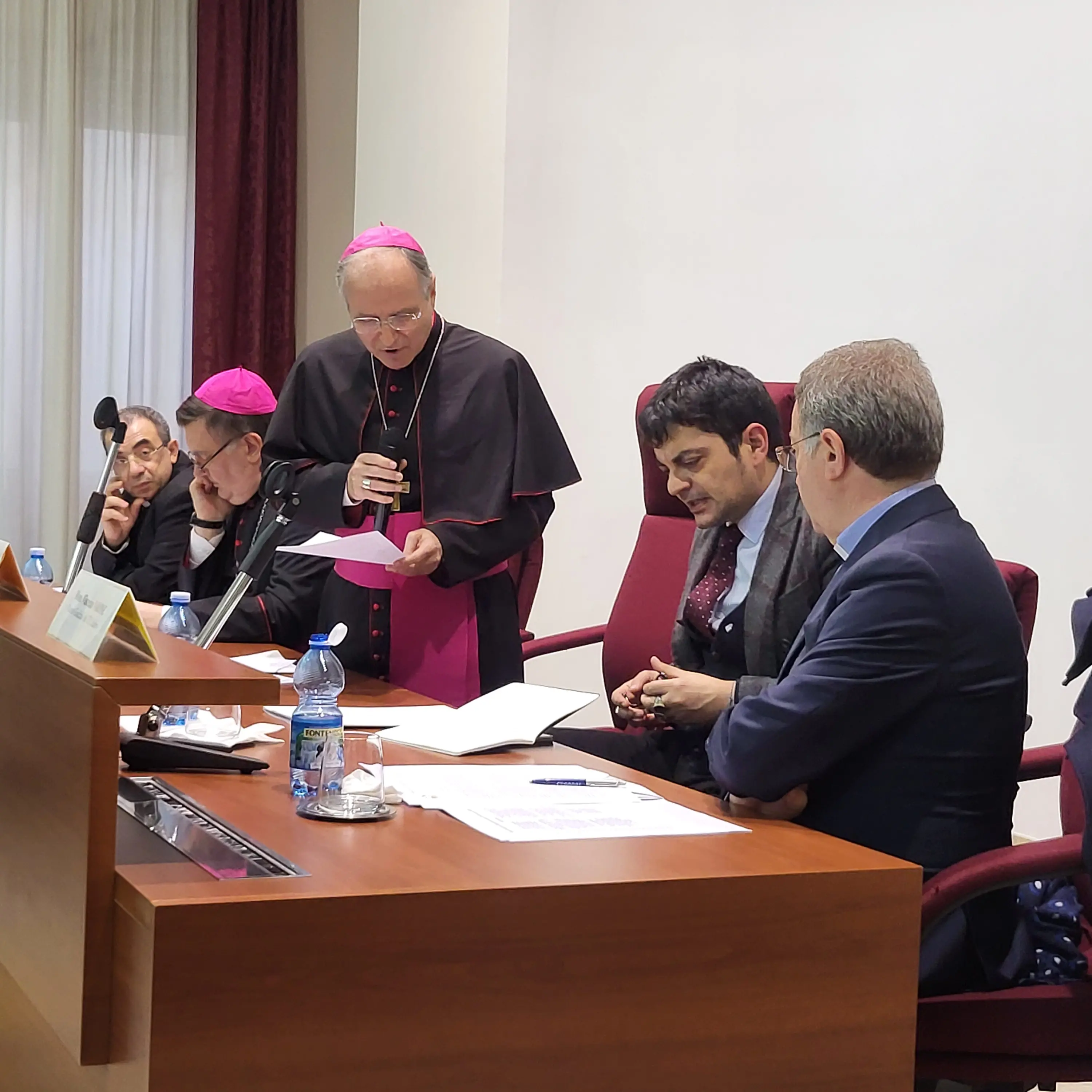 Tribunale ecclesiastico:\u00A0«In Calabria il valore della famiglia è saldo, dobbiamo investire nella formazione delle giovani coppie»\n