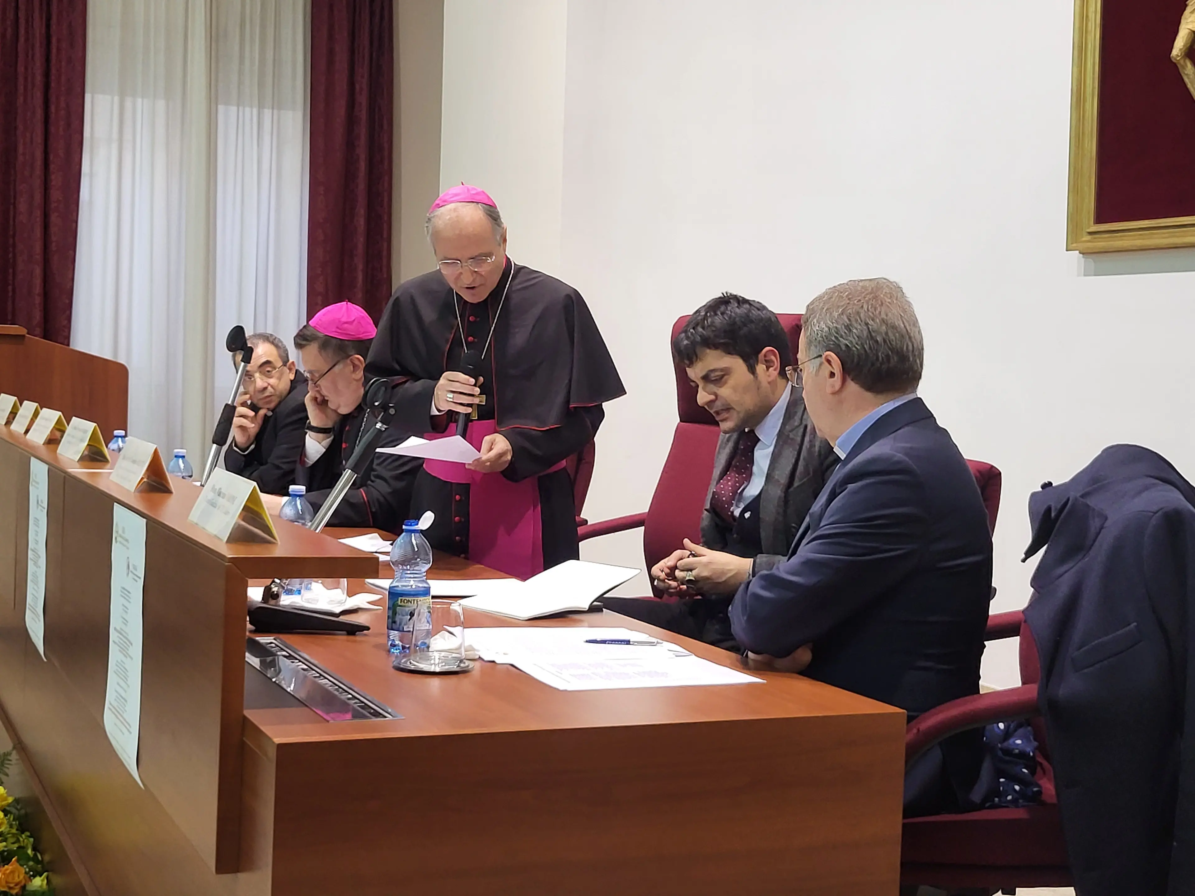 Tribunale ecclesiastico:\u00A0«In Calabria il valore della famiglia è saldo, dobbiamo investire nella formazione delle giovani coppie»\n