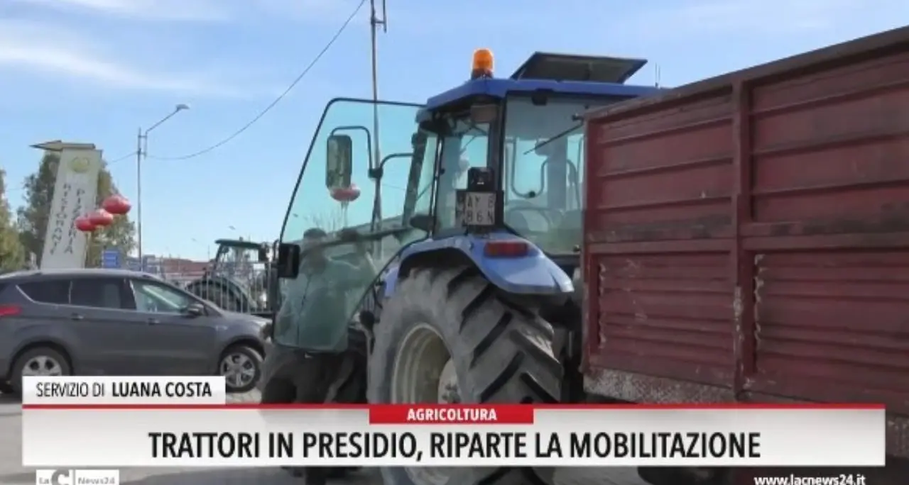 Trattori in presidio, riparte la mobilitazione