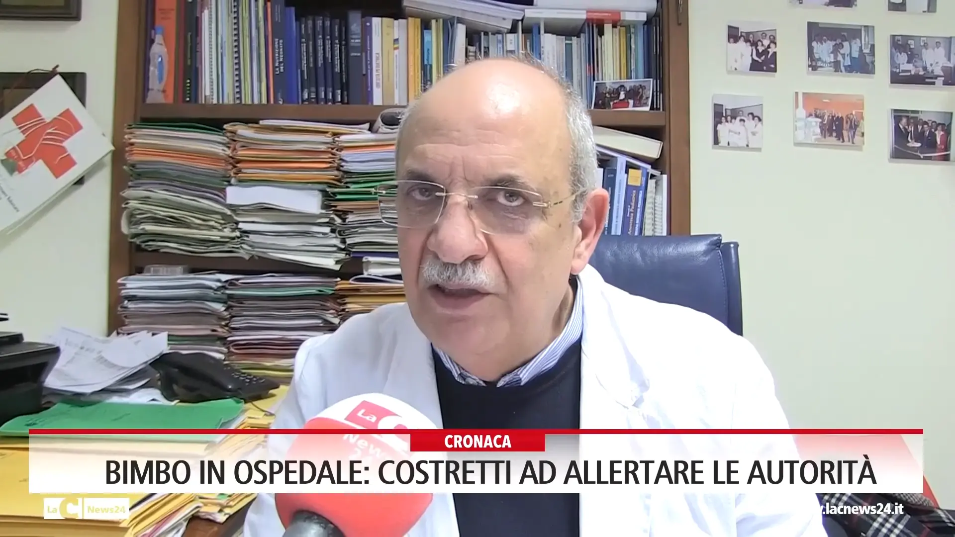 Bimbo in ospedale: «Costretti ad allertare le autorità»