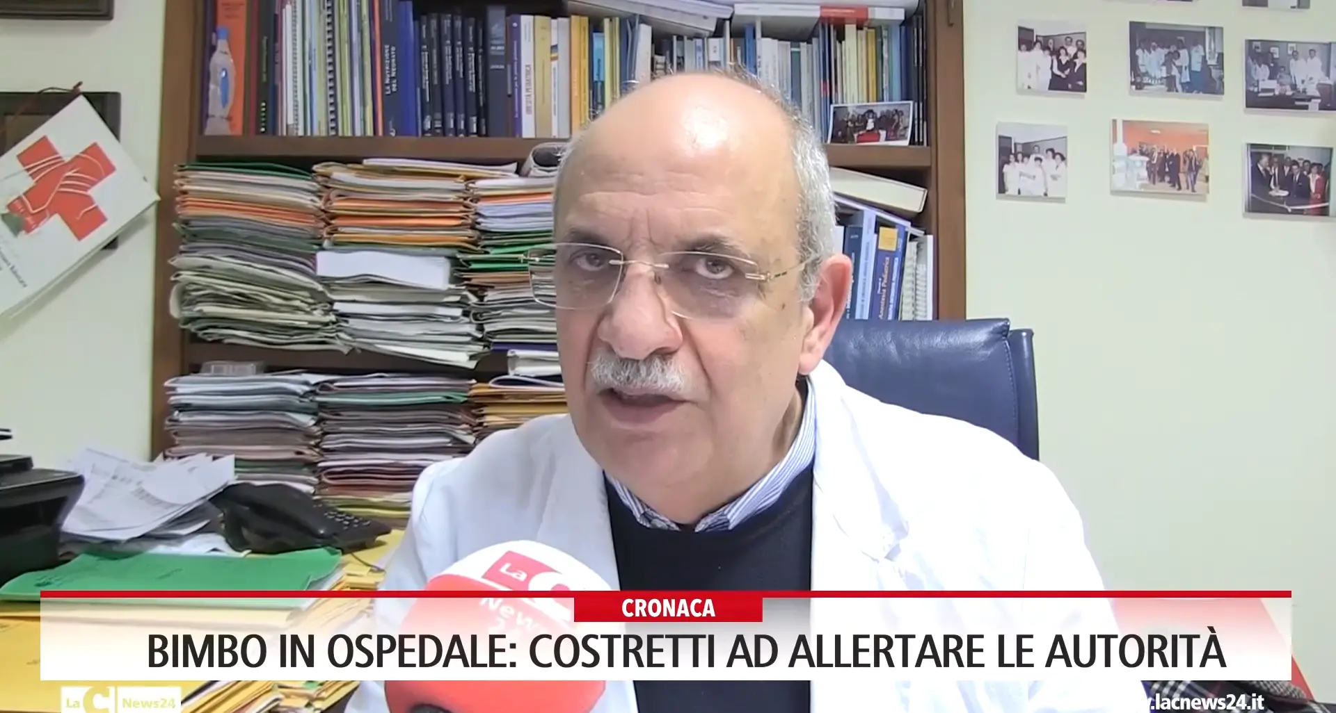 Bimbo in ospedale: «Costretti ad allertare le autorità»